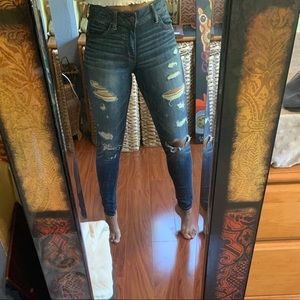 American Eagle High Rise Jeans